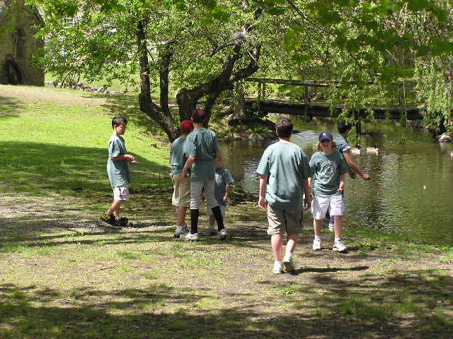 06photos19.jpg - 81778 Bytes