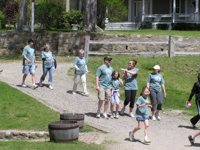 06photos29.jpg - 69655 Bytes