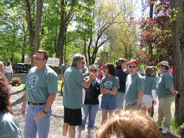 06photos3.jpg - 81853 Bytes